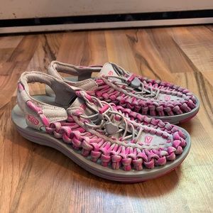 Keene sandals size 7